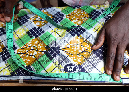 Atelier Tayloring en Afrique. Lome. Le Togo. Banque D'Images