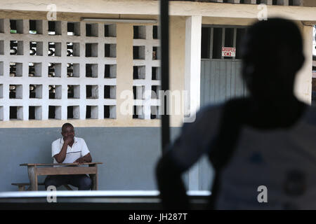 L'école primaire en Afrique. Lome. Le Togo. Banque D'Images