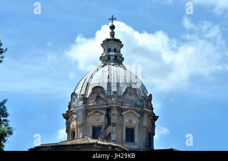 Structure magnifique dôme d'une église, Rome, Italie Banque D'Images