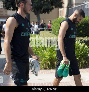 Westwood, Californie, USA. 12 juillet, 2017. Les joueurs du Real Madrid arrivent pour le premier jour de la pratique à l'UCLA Campus aujourd'hui mercredi 12, 2017 à Westwood, Californie .ARMANDO ARORIZO. Credit : Armando Arorizo/Prensa Internacional/ZUMA/Alamy Fil Live News Banque D'Images