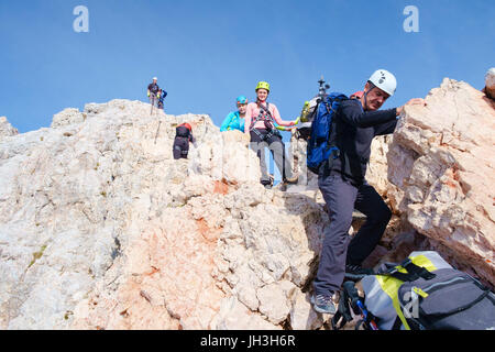 Mt. La Slovénie Triglav - 3 septembre, 206 Grimpeurs sur l'progresssing:monter au sommet du mont Triglav. Banque D'Images