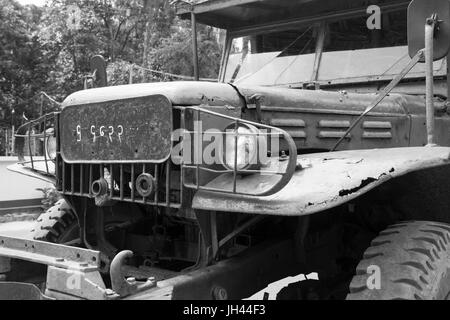 Chariot Vintage encore largement utilisés aujourd'hui au Myanmar. Modification WW2 ex US Army Dodge WC-51 Series 3/4 tonne Camion 4x4 . L'État môn, Myanmar Banque D'Images