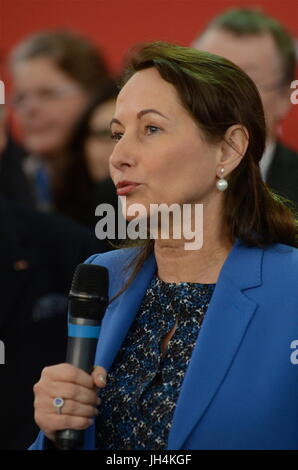 Ségolène Royal, Ministre de l'Ecologie, du développement durable et de l'Énergie parle à Lypn (France) Banque D'Images