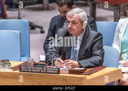 New York, USA. 7Th Jul, 2017. Stephen O'Brien, Secrétaire général adjoint aux affaires humanitaires et Coordonnateur des secours d'urgence, est perçue au cours de la réunion.Le Conseil de sécurité des Nations Unies a convoqué une réunion au sujet de la crise humanitaire en cours au Yémen compliquée par une aggravation de l'épidémie de choléra et conflits militarisés. Credit : PACIFIC PRESS/Alamy Live News Banque D'Images