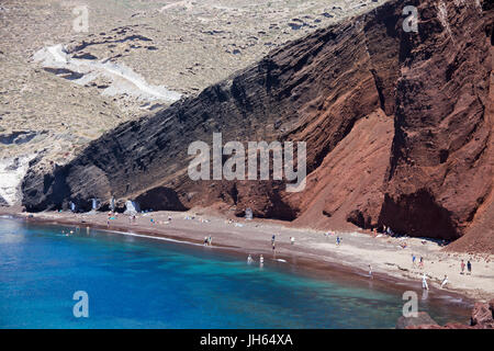 La plage rouge, roter strand oder in francais kokkini paralia bei akrotiri, Santorin, Canaries, aegaeis, Griechenland, mittelmeer, europa | red beach, pa Banque D'Images