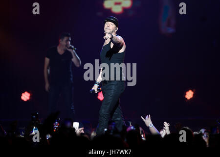 NEW YORK-JUL 7 : Donnie Wahlberg de nouveaux enfants sur le bloc d'effectuer au cours de l'ensemble Tour à NYCB Vivre dans les Nassau Veterans Memorial Coliseum o Banque D'Images