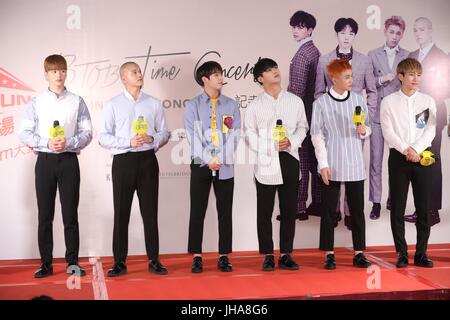 Hong Kong, Chine. Le 13 juillet, 2017. Rencontre d'affaires ont assisté à la conférence de presse de leurs prochains concert à Hong Kong, Chine le 13 juillet, 2017.(Photo par TPG) Credit : TopPhoto/Alamy Live News Banque D'Images