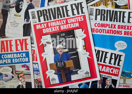 Éditions de Private Eye à partir de 2017. Banque D'Images