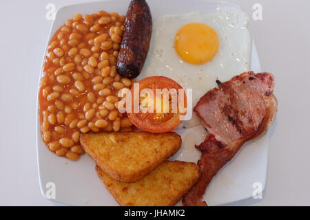 Un petit-déjeuner anglais chaud. Banque D'Images