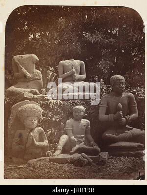 Groupe d'ascetict afficher les actions liées à la méditation. Pasir-Sinala Ciampea, Bogor distric- la province de Java Ouest 14e - 16e siècle Banque D'Images