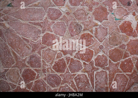 Mosaïque géométrique faite de carreaux émaillés appelé Alicatados sur le sol dans le hall de l'Ajimeces (Sala de los Ajimeces) dans le Palais des Lions (Palacio de los Leones) dans le complexe des palais nasrides (Palacios Nazaríes) à l'Alhambra à Grenade, Andalousie, espagne. Banque D'Images