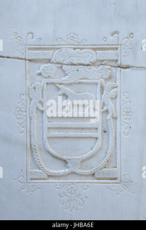 Licorne dépeinte dans le manteau de bras dans l'ancien couvent de Saint François (Convento de San Francisco) dans le complexe du palais de l'Alhambra à Grenade, Andalousie, espagne. Banque D'Images