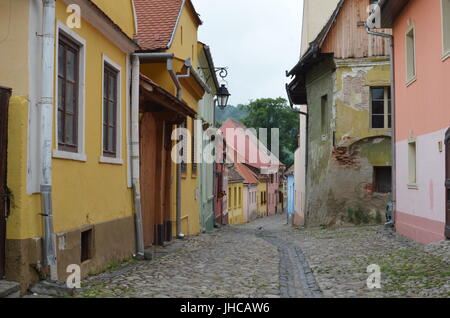 Rues de Sighisoara, la Transylvanie - l'une des villes médiévales les mieux préservés en Europe Banque D'Images