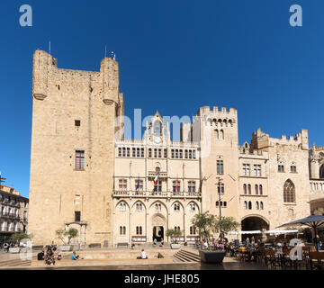 Le Palais de l'archevêque et l'Hôtel de Ville, Narbonne, Occitanie, France Banque D'Images