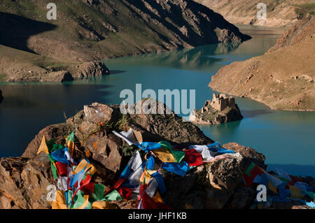 La Simi lake lieu saint, Simi-la passer, Préfecture de Shigatsé, Tibet, Chine Banque D'Images