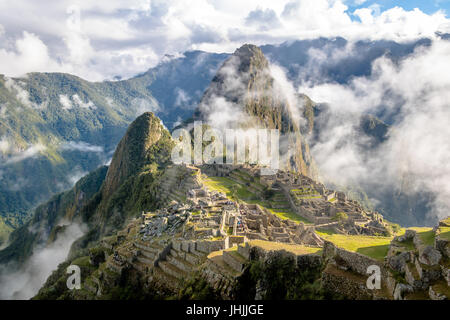 Les ruines Inca de Machu Picchu - Vallée Sacrée, Pérou Banque D'Images