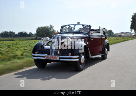 BMW 326 cabriolet 2 portes (1935-1941) avant guerre, voiture de luxe Banque D'Images