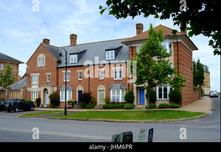 Autour du développement d'un 2004/2005 à la périphérie de Dorchester, Dorset, Angleterre, Royaume-Uni Banque D'Images