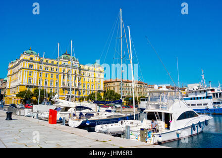 Bateaux privés, port, à Riva station street, Rijeka, Kvarner, Croatie Banque D'Images