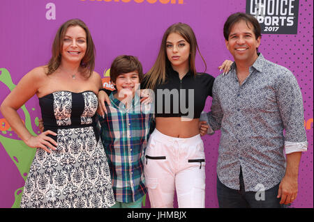 Los Angeles, USA. Jul 13, 2017. Les clients, à Nickelodeon Kids' Choice Awards 2017 Sport au Pauley Pavilion, en Californie le 13 juillet 2017. Credit : MediaPunch Inc/Alamy Live News Banque D'Images