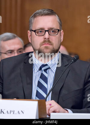 Washington, Us. Le 13 juillet, 2017. Marvin Kaplan témoigne sur sa nomination en tant que membre de la Commission nationale des relations de travail avant les États-Unis au Comité du Sénat sur la santé, l'éducation, du travail et des pensions, sur la colline du Capitole à Washington, DC le Jeudi, Juillet 13, 2007 Credit : Ron Sachs/CNP - AUCUN FIL SERVICE - Photo : Ron Sachs/consolidé/dpa/Alamy Live News Banque D'Images