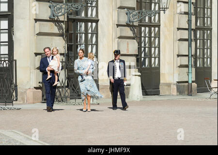 Cour intérieure, le Palais Royal, Stockholm, Suède, le 14 juillet 2017. La princesse Victoria de Suède's 40e anniversaire sera célébré sur une période de deux jours à Stockholm et d'Öland. Le vendredi 14 juillet, la célébration commence à Stockholm. L'ensemble de la famille royale suédoise sont attendus pour les festivités sur deux jours. M. Christopher O'Neill, princesse Léonore, la Princesse Madeleine, le Prince Nicolas. Credit : Barbro Bergfeldt/Alamy Live News Banque D'Images