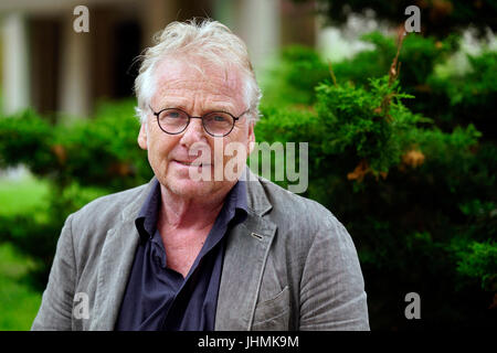 Montréal, Canada. 14 juillet, 2017. Daniel Cohn-Bendit qui pose pour la caméra avant d'être interrogées.Credit:Mario Beauregard/Alamy Live News Banque D'Images