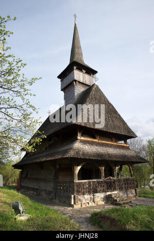 Barsana église en bois, district de Maramures, Roumanie Banque D'Images