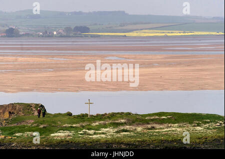 St Cuthbert's Isle croix en bois, Holy Island, Northumberland, Lindisfarne Banque D'Images