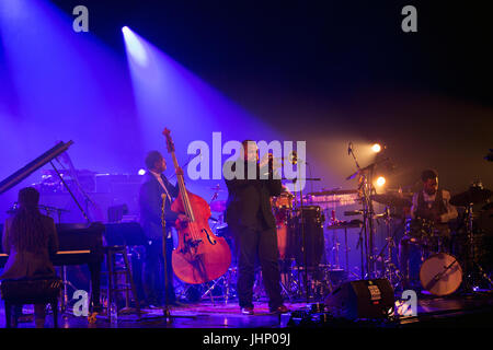 Festival de Jazz de Montréal, Stanley Clarke groupe jouant Banque D'Images