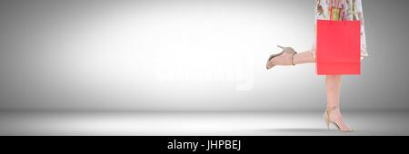 Digital composite of Woman Shopping avec sac et vignette Banque D'Images