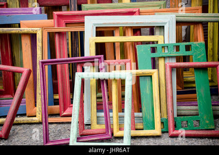 Artiste multicolore Vintage images à un marché aux puces de San Francisco Banque D'Images