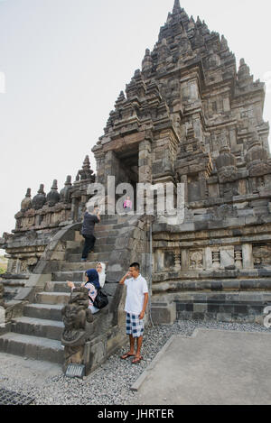 9e siècle Temple Hindou de Prambanan, composé Yogyakarta Indonésie Java. Banque D'Images