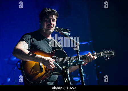 Latitude Festival, Royaume-Uni. 15 juillet, 2017. Mumford & Sons jouer l'Obélisque étape - La Latitude 2017 Festival, Henham Park. Suffolk 15 Juillet 2017 Crédit : Guy Bell/Alamy Live News Banque D'Images