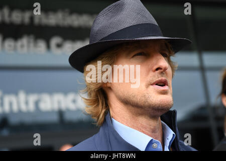 Circuit de Silverstone, au Royaume-Uni. Dimanche 16 juillet 2017. L'acteur hollywoodien, Owen Wilson (USA) à la F1 Grand Prix de Grande-Bretagne la promotion de son dernier film, Disney Pixar Cars, 3. © KEVIN BENNETT/Alamy News Banque D'Images