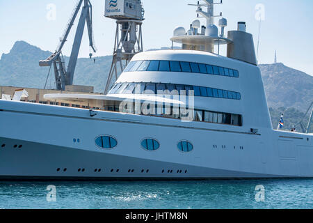 L'original 'A' Motor Yacht de l'un des mondes les plus chères superyachts ancrés dans le port de Carthagène en Espagne Banque D'Images