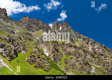 Dans les grandes montagnes près de Galture Jamtal appartenant à la vallée de Paznaun, l'Autriche. Banque D'Images