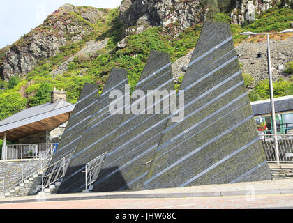 Monument de l'oeuvre d'ardoise le patrimoine dans Blaenau Ffestiniog, Gwynedd, au nord du Pays de Galles, Royaume-Uni Banque D'Images