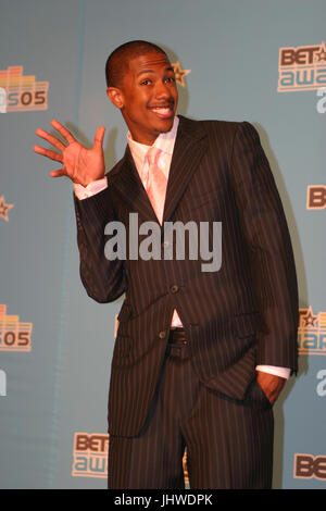 /Acteur PRODUCTEUR NICK CANNON AU BET AWARDS 2005 MEDIA PRESS ROOM - KODAK THEATRE LOS ANGELES Banque D'Images