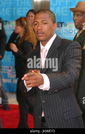 Acteur NICK CANNON AU BET AWARDS 2005 TAPIS ROUGE DU KODAK THEATER LOS ANGELES Banque D'Images