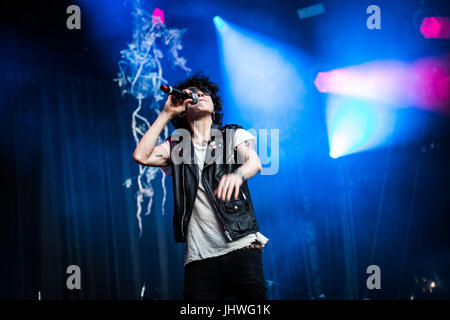 Locarno, Suisse. 15 juillet, 2017. La chanteuse de rock alternatif américain et compositeur LP photographié sur scène pendant qu'elle effectue à Moon & Stars Festival 2017 à Locarno, Suisse Credit : Roberto Finizio/Pacific Press/Alamy Live News Banque D'Images