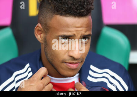 Moenchengladbach, Allemagne 15.07.2017, Telekom Cup, Finale, Werder Brême vs FC Bayern Munich, Corentin Tolisso (Muenchen) sur le banc. ) Banque D'Images