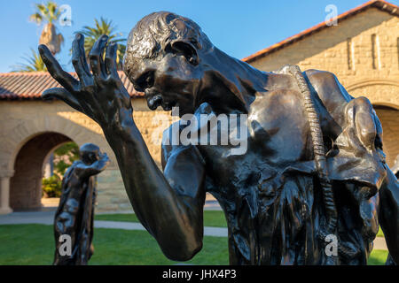 Les sculptures en bronze du bourgeois de Calais d'Auguste Rodin au campus de l'université de Stanford, à Palo Alto, en Californie. Banque D'Images