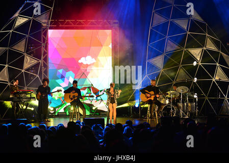 Miami Beach, FL, USA. 15 juillet, 2017. Ana Torroja effectue au Fillmore à Jackie Gleason Theater Le 15 juillet 2017 à Miami Beach, Floride. Credit : Mpi10/media/Alamy Punch Live News Banque D'Images