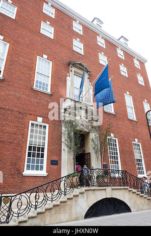 Le Bloomsbury Hotel, Great Russell Street, Bloomsbury, London, UK Banque D'Images