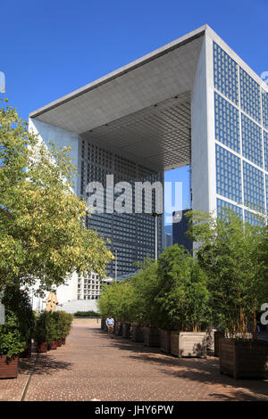 La grand arche de la Défense, le Paris, France - Le grand arche de la Défense, Paris, France, La Grande Arche de la Défense, im Frankreich - Le Grande UN Banque D'Images