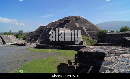 Teotihuacan cité des dieux, belle architecture beauté culture mexicaine et qui vous laissera sans voix lorsqu'on envisage les pyramides de la...