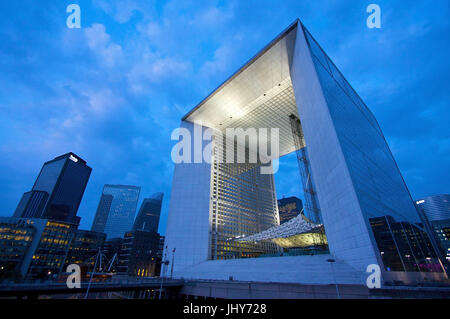 La grand arche de la Défense en, Paris, France - La grand arche de la Défense, Paris, France, La Grande Arche de la Défense, im Frankreich - La Grande UN Banque D'Images