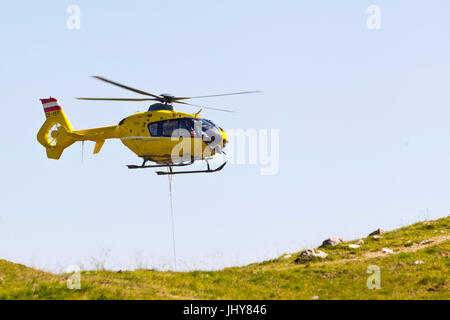 Ctfa ?hélicoptère de sauvetage - Hélicoptère de sauvetage, Oeamtc Rettungshubschrauber - Hélicoptère de sauvetage Banque D'Images