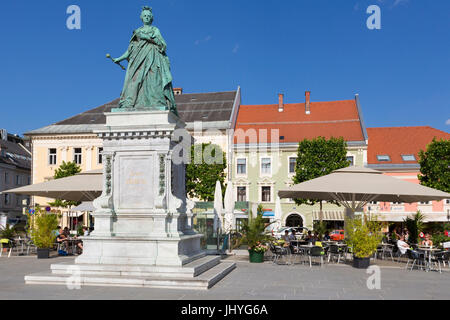 Maria Theresia statue, Klagenfurt, nouveau lieu, Carinthie, Autriche - statue de Maria Theresia sur nouvelle place de Klagenfurt, Carinthie, Autriche, Mar Banque D'Images